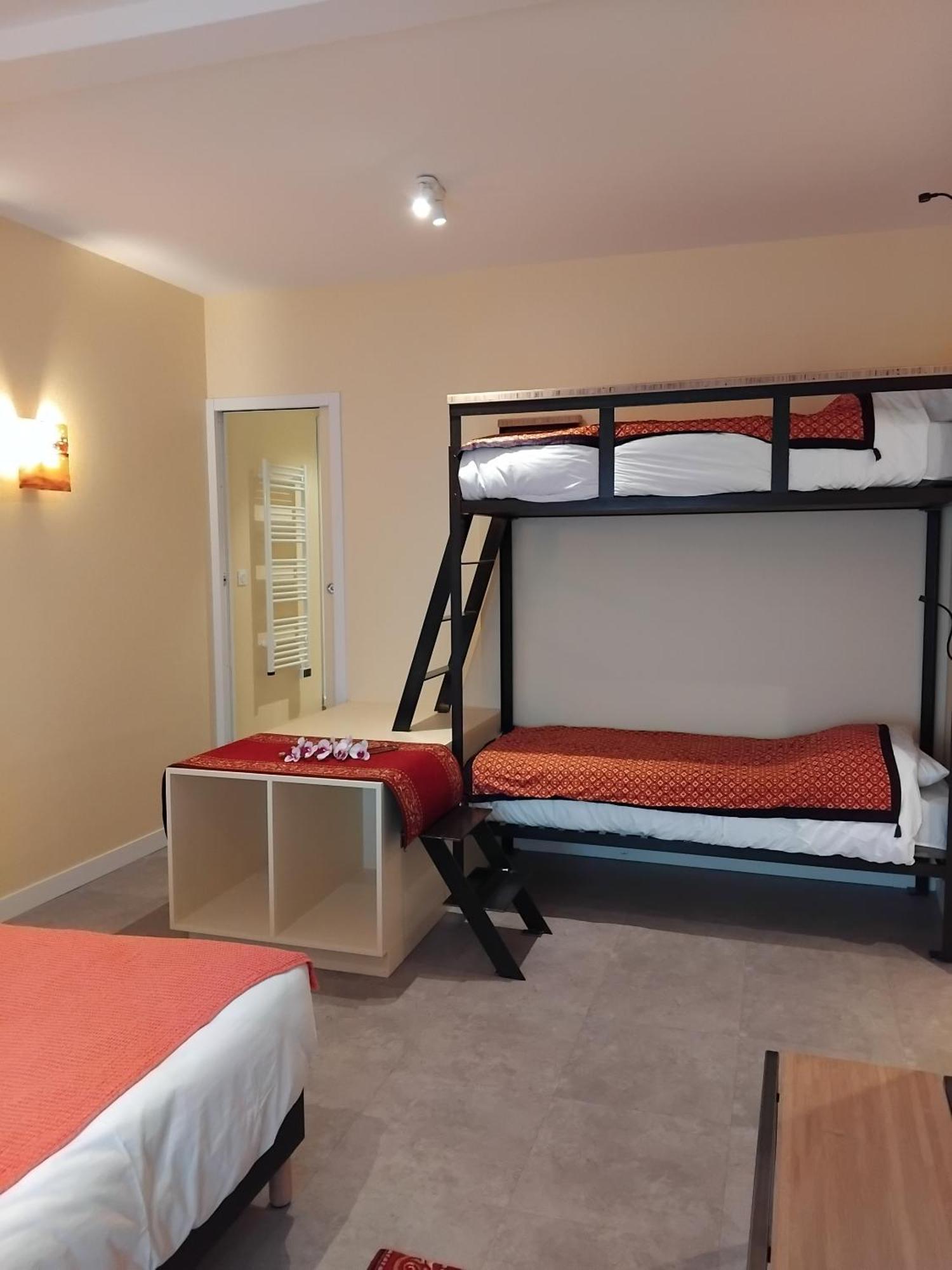 L'Atelier Sur Seine Bed & Breakfast Epinay-sur-Seine Ngoại thất bức ảnh